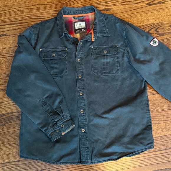 Legendary Whitetails - Picture 3 of 11